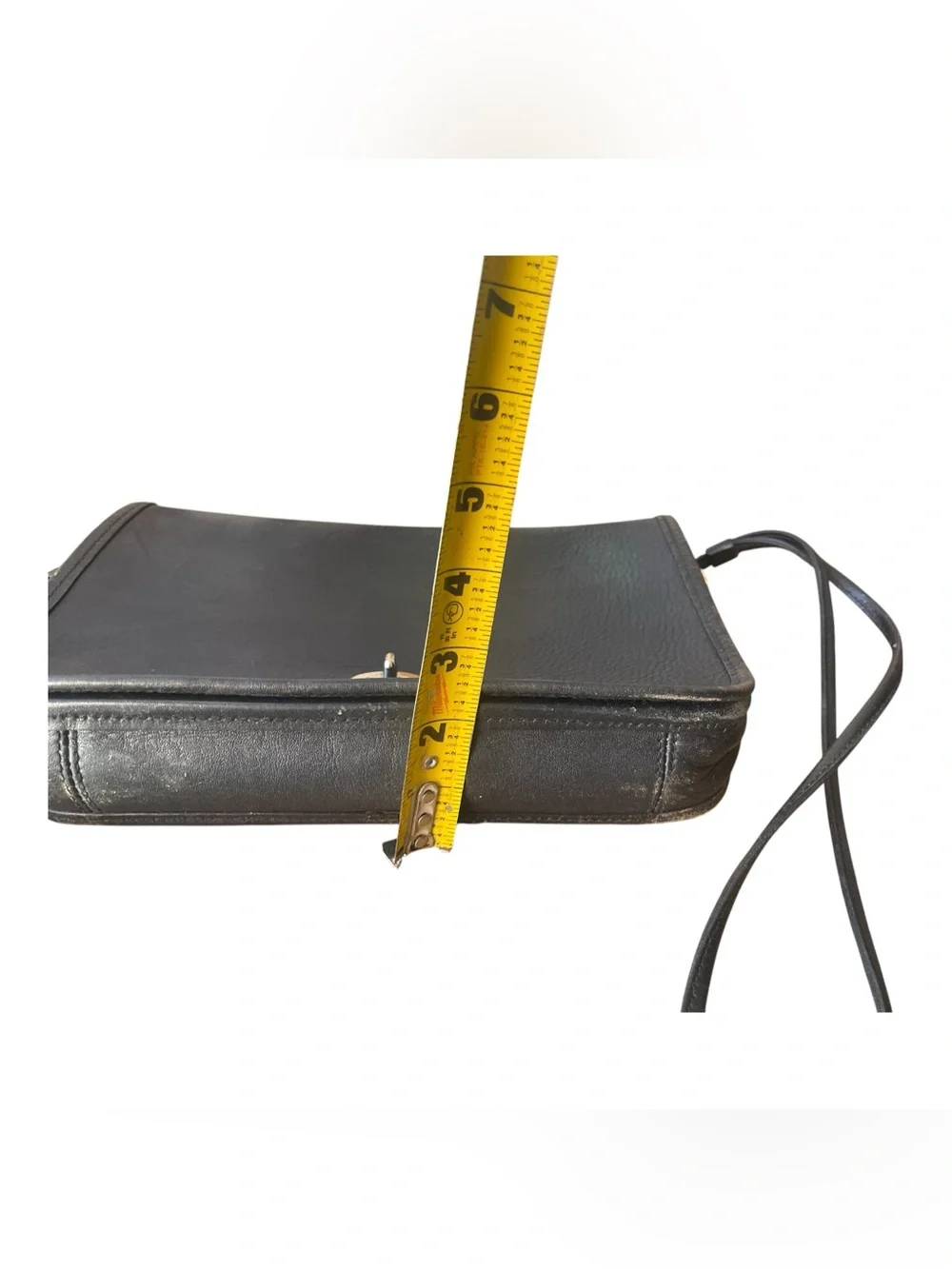 Vintage Style Black Leather Turnlock Crossbody Bag